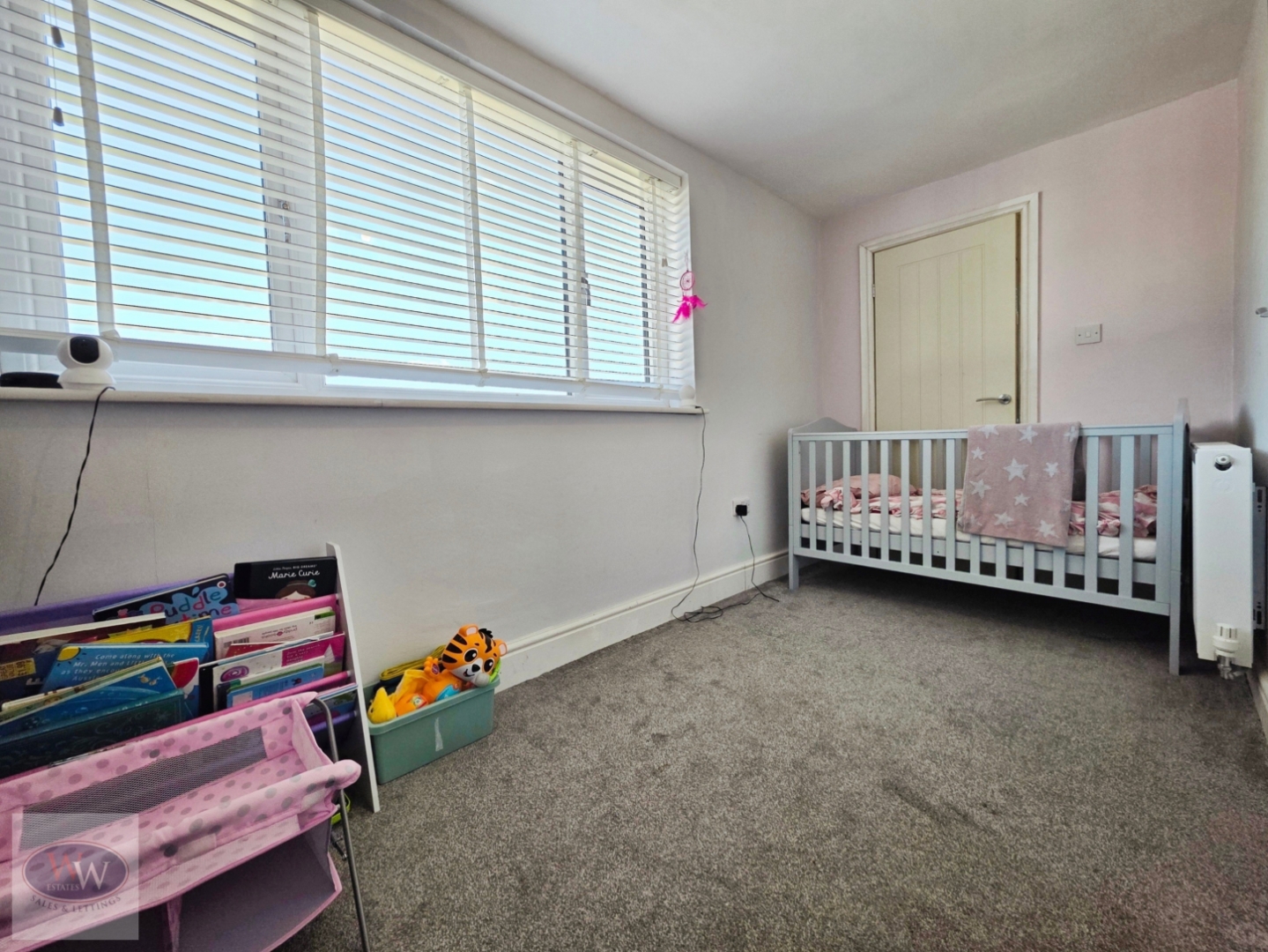 4 Bed, 1 Bath Property For Sale in St. Aidans Road, BD17 6AJ